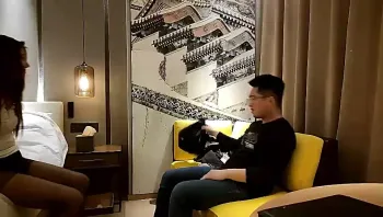 【神剑】7，颜值不错肉肉外围妹子，摸两下就出水你好骚啊，跪着按头插嘴这个妹子不得行