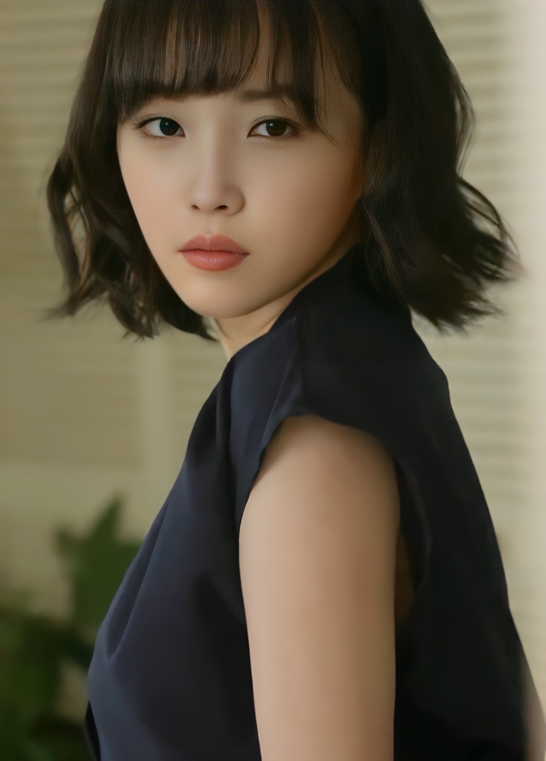 AI明星换脸「李知恩IU」年轻的继母妈妈在家的诱惑_丈夫不在家_再也忍耐不了了 QPo